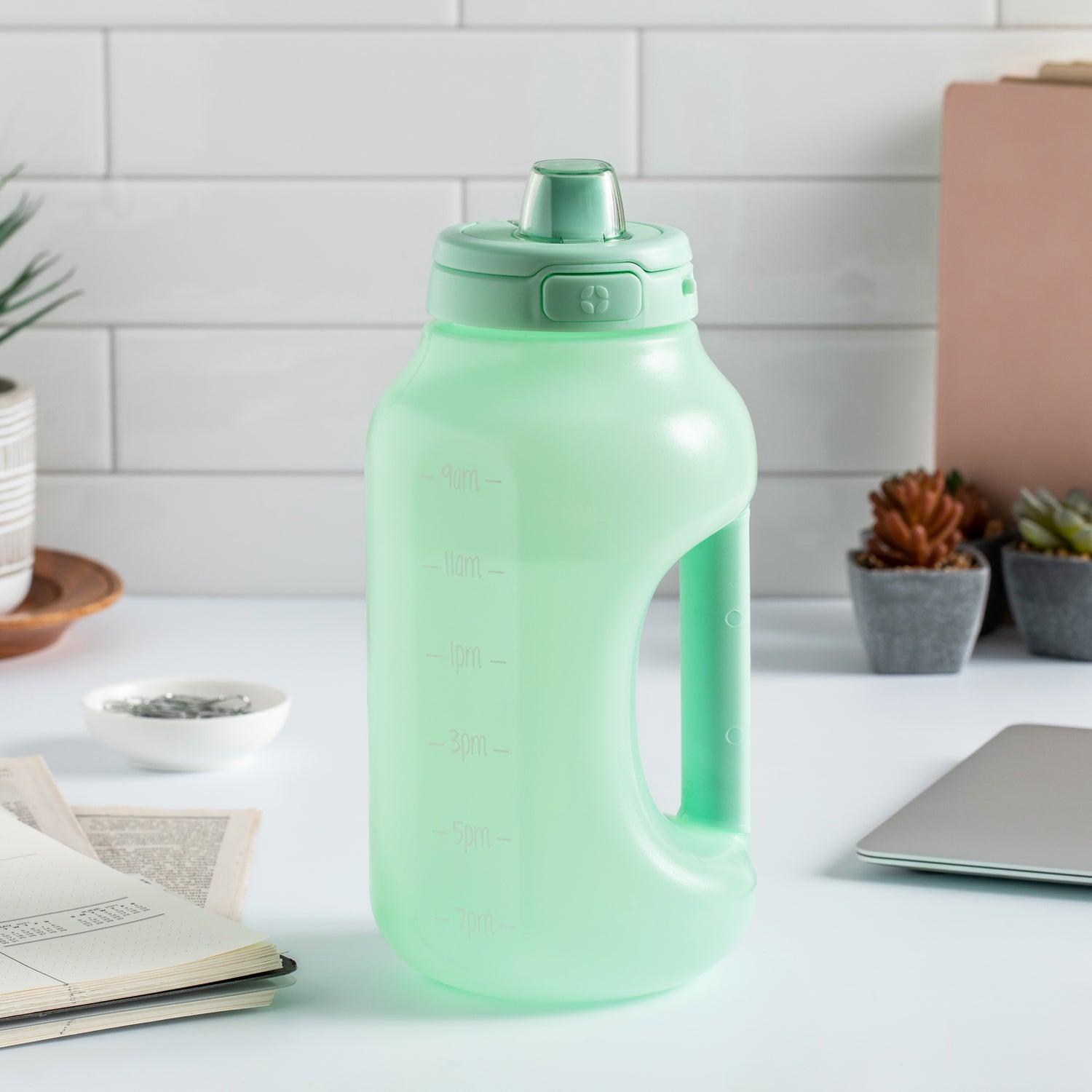 Hydra Half Gallon Water Bottle with Straw